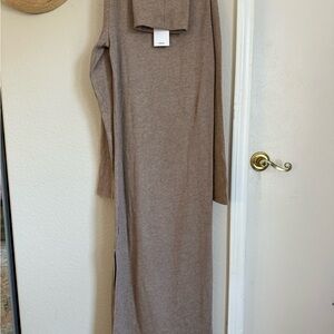 NWT Mango turtleneck ribbed maxi dress